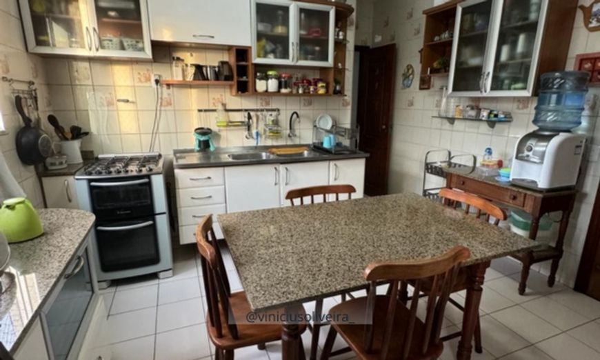 Apartamento amplo 190m com 3 suítes disponível para venda no Reduto! Edifício Monte Parnazzo
