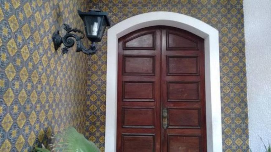 Casa para venda tem 607M² com 4/4 em Marco - Belém - PA