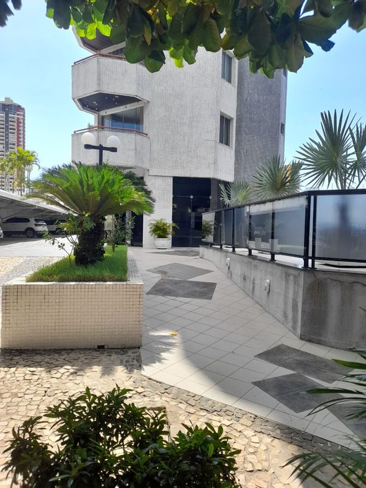 Apartamento para venda com 193m2 com 4 sendo 3 suites ,3 vagas Umarizal - Belém - PA
