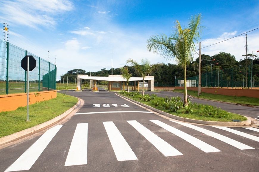 Casa de condomínio sobrado para venda com 463 metros quadrados com 4 quartos
