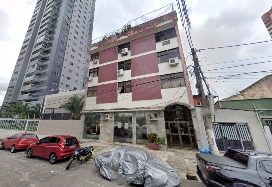 Apartamento Ed. Joaquim Nunes 160 m² com 3/4 sendo 1 suíte - Belém - PA