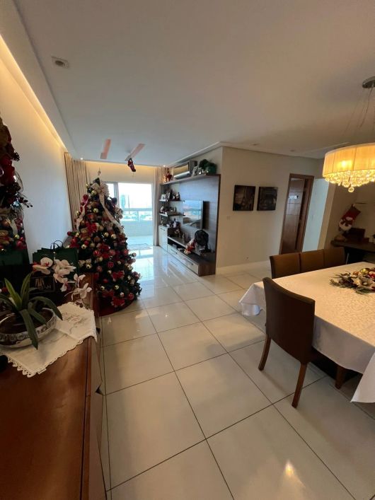 Ed. Petrópolis a venda de 3/4 quartos andar alto com suíte no bairro do marco