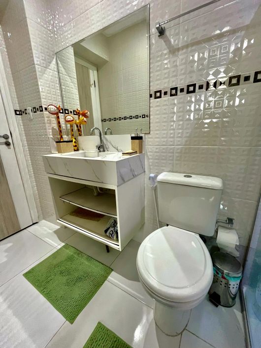 Apartamento Com 140m2 - 03 Suítes - 03 Vagas - Nascente