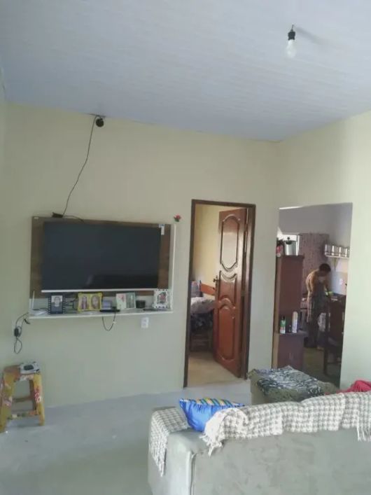 Vende-se casa com 115m² no Mangueirão, 2 quartos, ponto comercial
