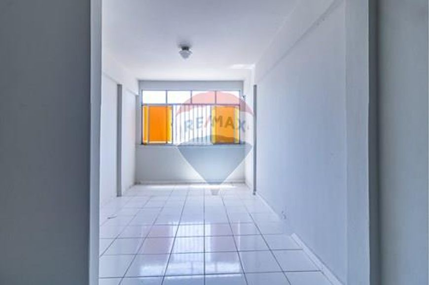 Sala Comercial para venda possui 37 metros quadrados em Campina - Belém - PA