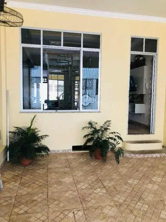 Casa na Batista Campos com 4 quartos