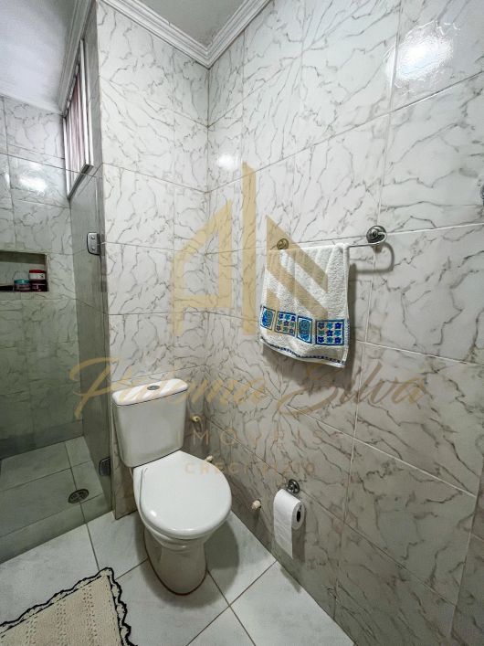 Vendo apartamento na Batista Campos de 3 quartos sendo 1 suíte e 1 vaga de garagem