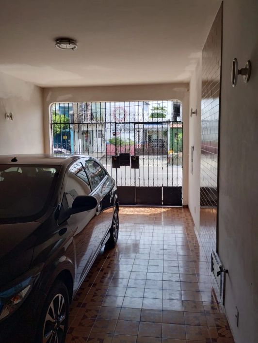 Casa para venda com 260 m² em Canudos