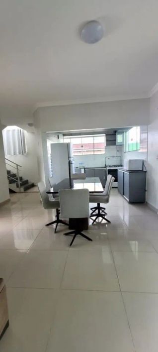Casa com 4 dormitórios à venda por R$ 800.000,00 - Tenoné - Belém/PA