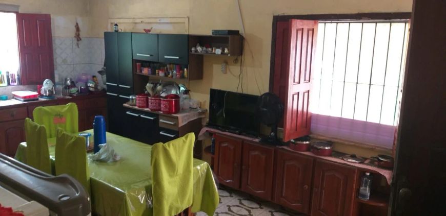 Casa com 6 dormitórios à venda por R$ 160.000 - em Mosqueiro