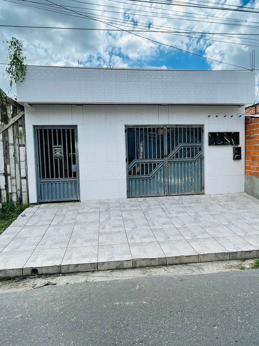 Vende-se: vila com 04 apartamentos mais ponto comercial no telégrafo. Centro de Belém-PA.