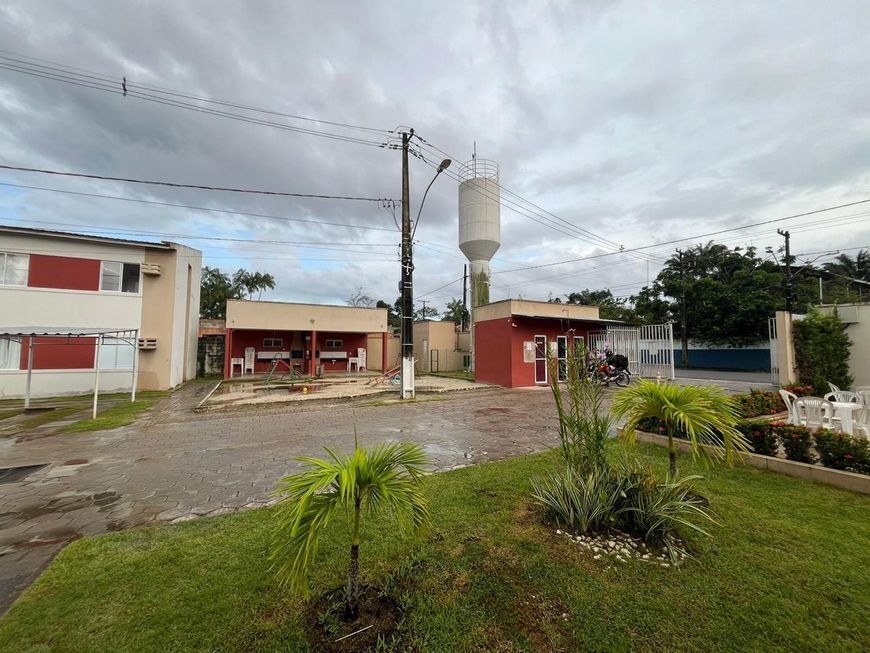 MM R$ 240 Mil Residencail Azaleias terreo-quintal px augusto Montenegro 2/4 sendo 1-suite
