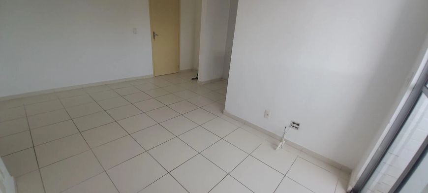 Apartamento á venda em Coqueiro