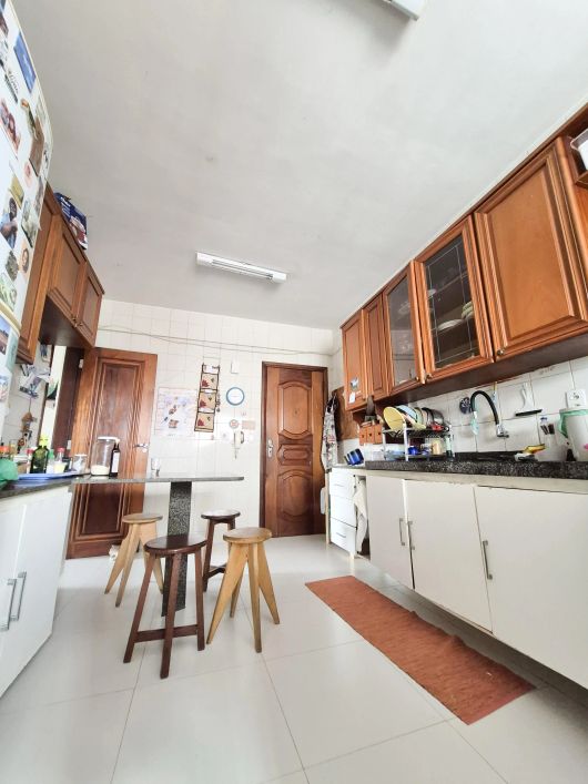 VENDO APARTAMENTO 3/4 NO EDIFÍCIO DOMINGOS GONZALEZ