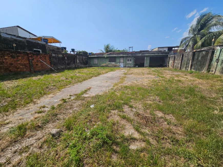 Vendo Terreno de 20x 30 em Rua atrás do Hotel ibis na Juliio Cesar em Maracangalha - Belém - PA