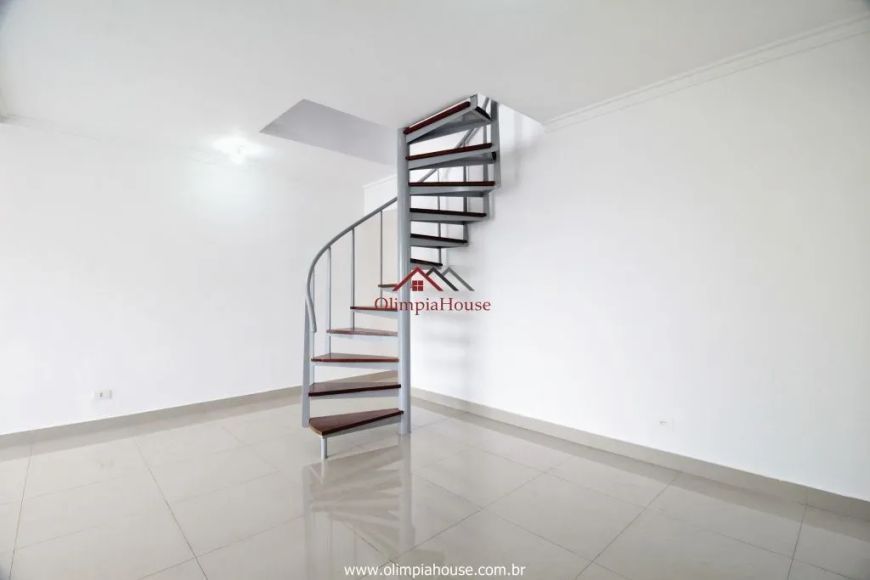 Locação Cobertura 2 Dormitórios - 185 m² Itaim Bibi