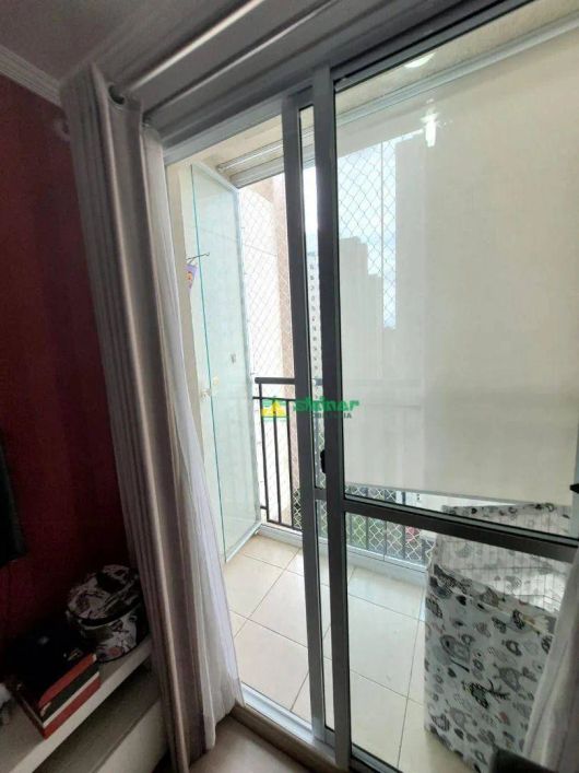 Apartamento com 3 dormitórios à venda, 57 m² por R$ 345.000,00 - Cocaia - Guarulhos/SP