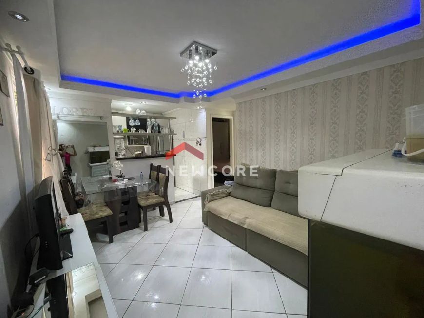 Apartamento em Estrada Água Chata - Água Chata - Guarulhos/SP