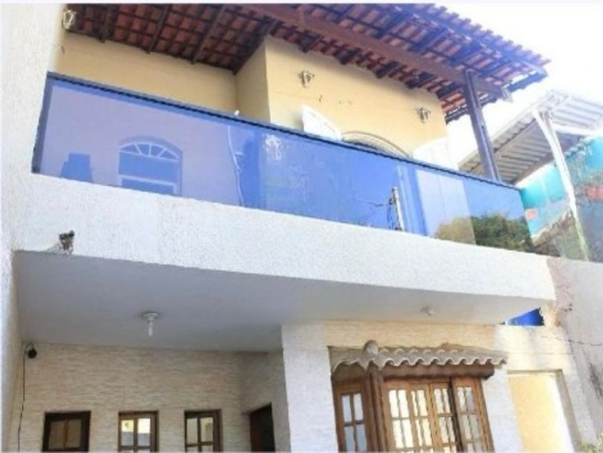 Sobrado aconchegante com 4 dormitórios 2 suíte e 3 vagas