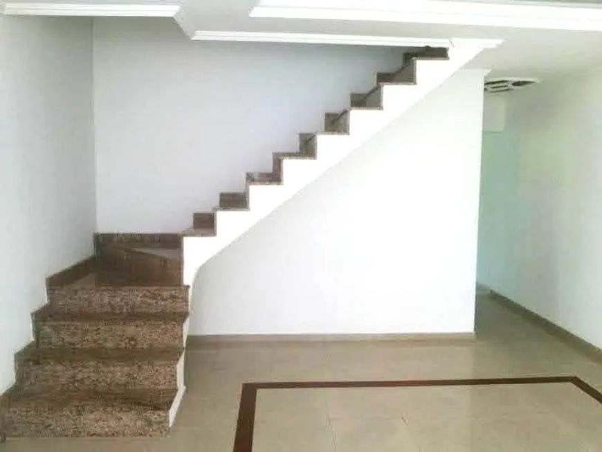 Sobrado em Guarulhos
