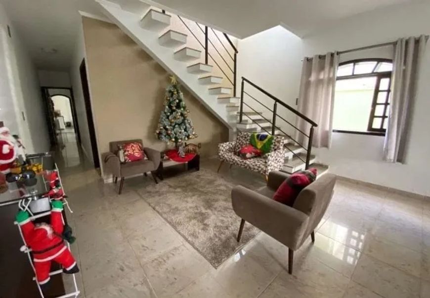 Sobrado para venda com 384m² na Vila Paulista
