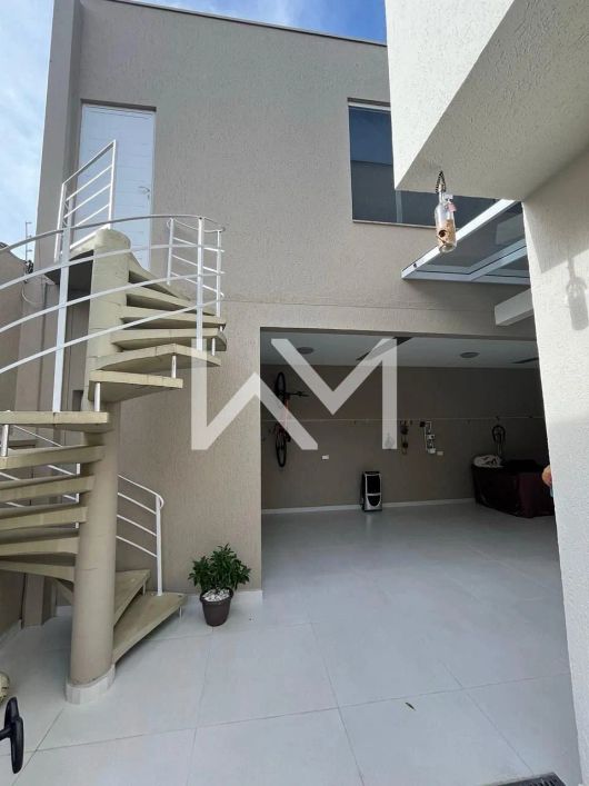 Lindo Sobrado à Venda Jardim City, com 3 Suítes, Closet e Piscina Guarulhos, SP - O Lar dos Seus