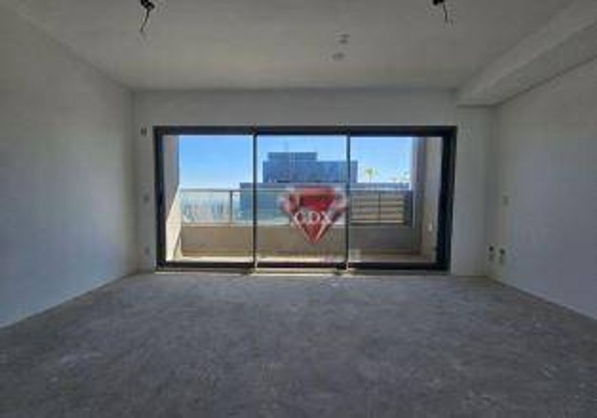 Studio no White 2880 para venda