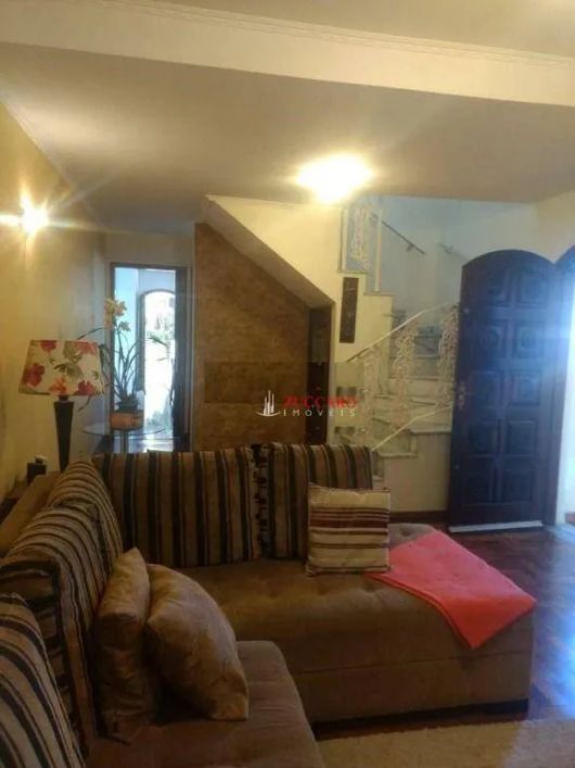 Sobrado com 3 dormitórios à venda, 136 m² por R$ 780.000,00 - Cidade Brasil - Guarulhos/SP