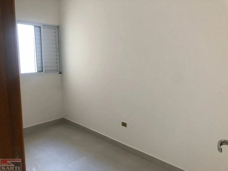 SOBRADO NOVO , REGIÃO DO JARDIM TREMEMBÉ, 3 DORMITÓRIOS ( SENDO 1 SUÍTE ) 2 VAGAS DE GARAGEM