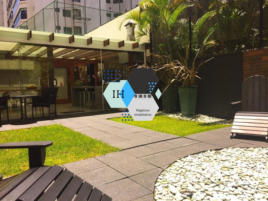 APARTAMENTO GARDEN de 350m2 com 3 suítes e 4 vagas.
