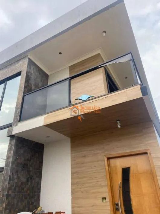 Sobrado com 3 dormitórios à venda, 150 m² por R$ 745.000,00 - Itaim - Guarulhos/SP