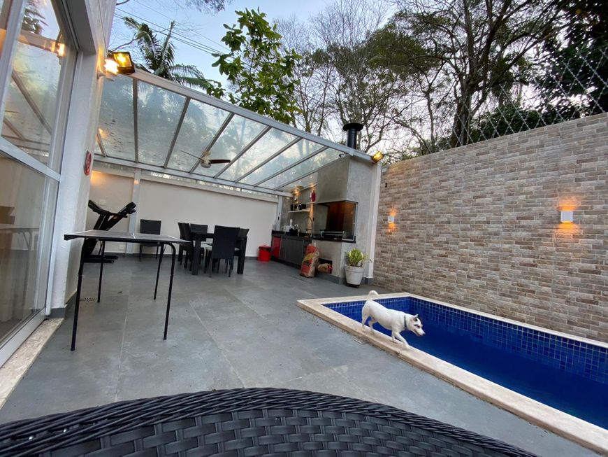 Casa de condomínio para venda no Alto da Boa Vista com 3 suítes, 3 vagas, 245m²!