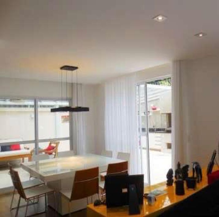 Casa de condomínio para venda no Alto da Boa Vista com 3 suítes, 3 vagas, 245m²!