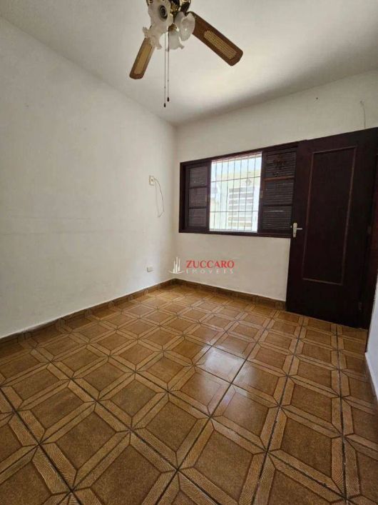 Casa com 3 dormitórios à venda, 174 m² por R$ 850.000,00 - Jardim Santa Francisca - Guarulhos/SP