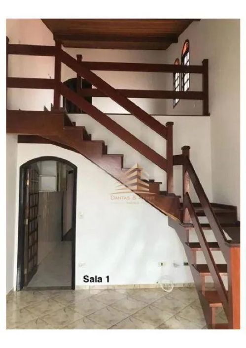 Sobrado com 3 dormitórios à venda, 250 m² por R$ 763.000 - Parque Renato Maia - Guarulhos/SP