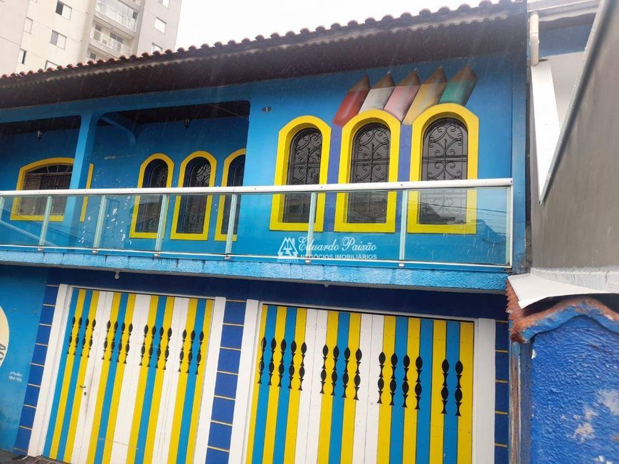 Linda Casa Comercial com Renda à Venda na Vila Itapoan