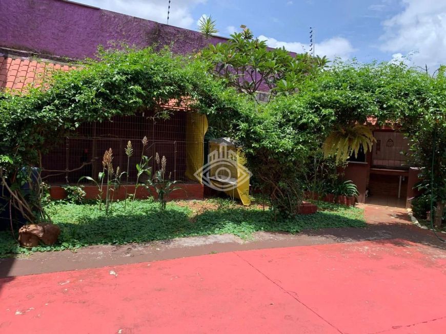 Casa para venda e locação na Rua Estuário, Chácara Monte Alegre, São Paulo