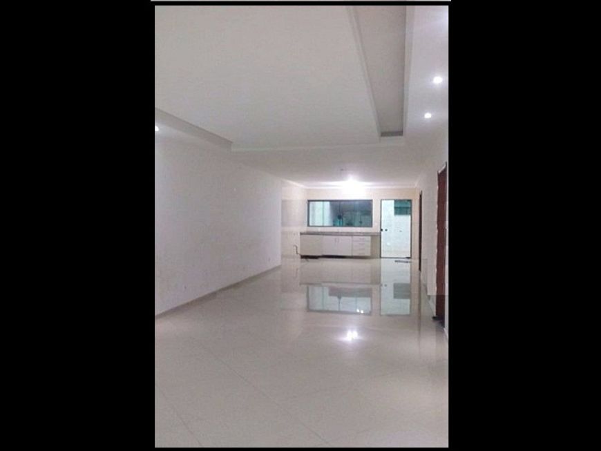 Casa Térrea no Picanço, 3 Dormitórios, 1 Suíte, 6 Vagas De Garagem, Edícula - Guarulhos - SP