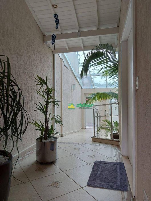 Sobrado Triplex com piscina, 4 suítes à venda, 435 m² por R$ 2.700.000,00 - Jardim Maia - Guarulhos/