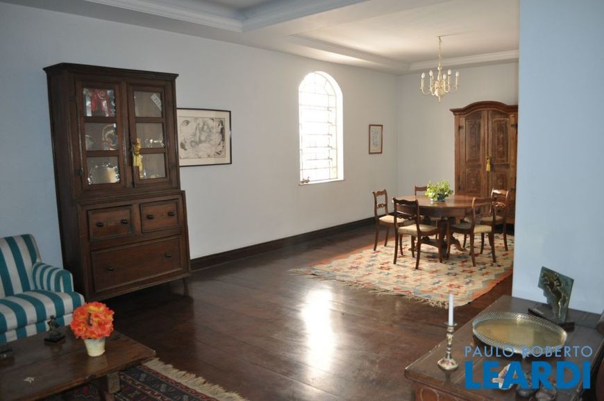 CASA ASSOBRADADA - JARDIM GUEDALA - SP