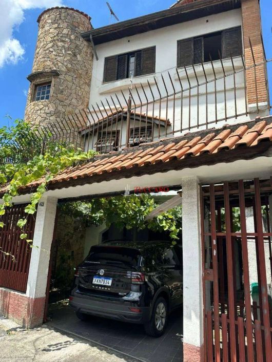 Sobrado com 3 dormitórios à venda, 260 m² por R$ 1.599.000,00 - Vila São Jorge - Guarulhos/SP