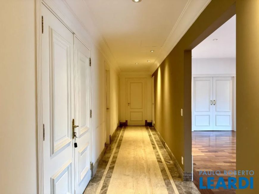 APARTAMENTO - ALTO DE PINHEIROS - SP