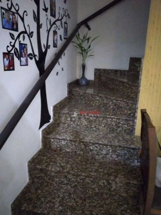 Sobrado com 3 dormitórios à venda, 116 m² por R$ 600.000,00 - Jardim Santa Emilia - Guarulhos/SP