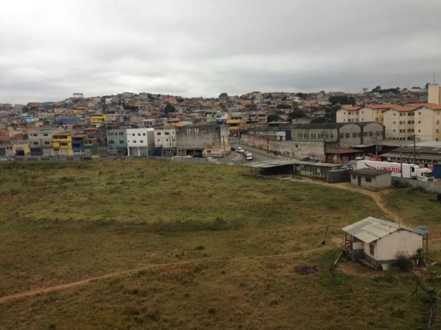 Terreno à venda em Jardim Novo Portugal - SP