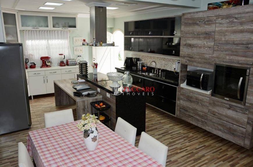 Sobrado à venda, 278 m² por R$ 1.680.000,00 - Cidade Maia - Guarulhos/SP