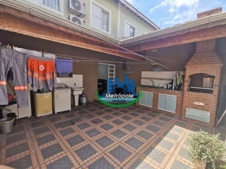 Sobrado com 3 dormitórios à venda, 90 m² por R$ 450.000 - Vila São João Batista - Guarulhos/SP
