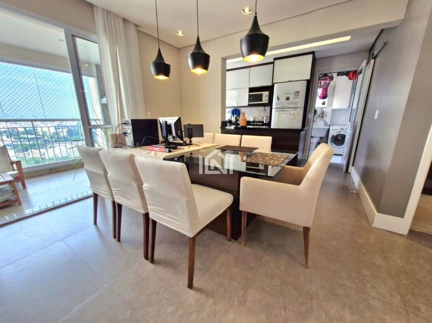 Apartamento à venda no condomínio Reserva Mairarê.