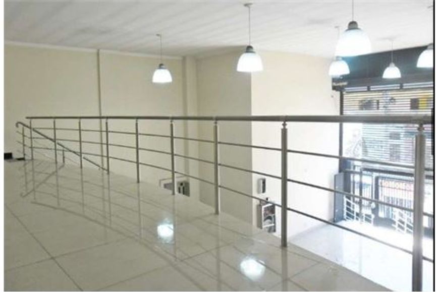 PRÉDIO COMERCIAL COM 980 m² - ZONA INDUSTRIAL - CUMBICA