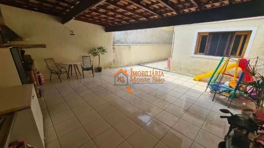 Sobrado com 3 dormitórios à venda, 175 m² por R$ 799.000,00 - Jardim Santa Clara - Guarulhos/SP