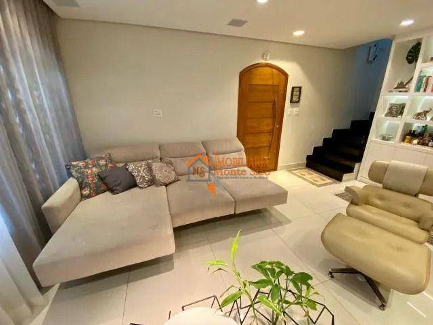 Sobrado com 3 dormitórios à venda, 120 m² por R$ 713.000,00 - Jardim Munhoz - Guarulhos/SP